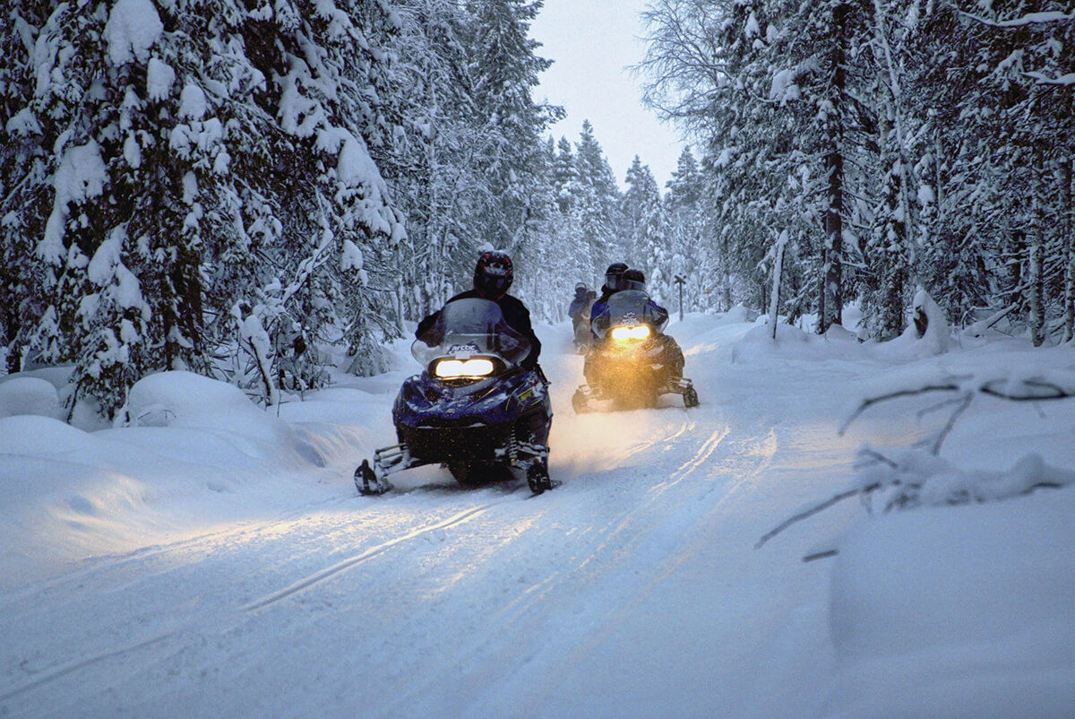 adirondack snowmobile tours